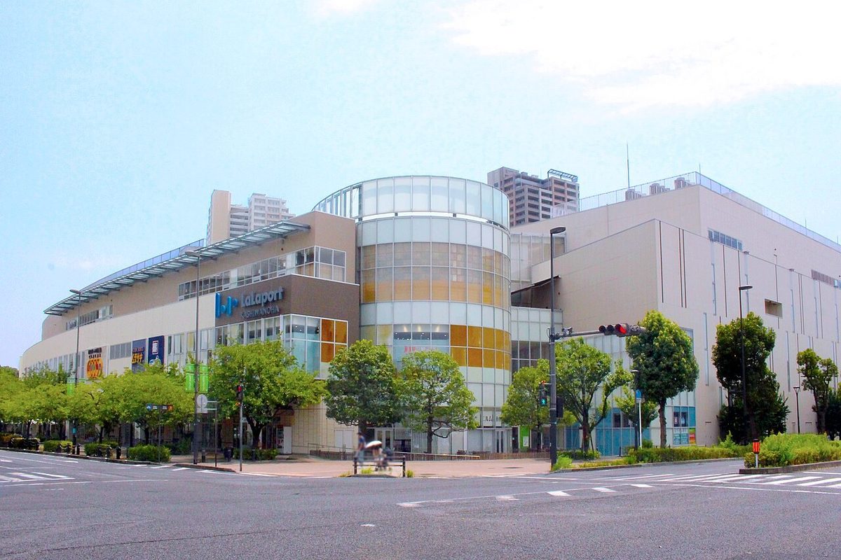 ららぽーと柏の葉の外観。つくばエクスプレス柏の葉キャンパス駅から徒歩1分