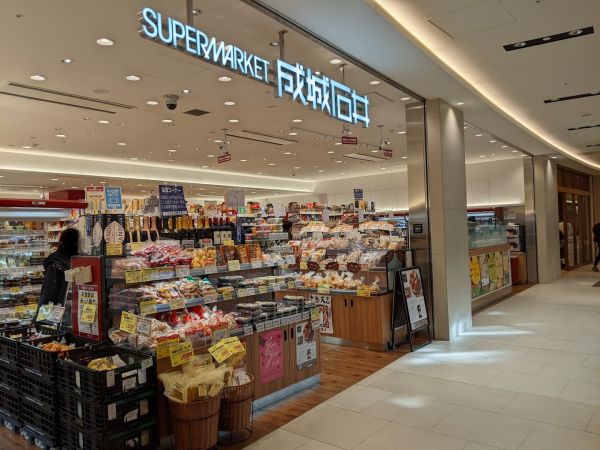 成城石井 ららぽーと豊洲店（出典：三井ショッピングパーク公式）